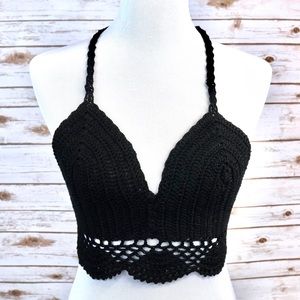 🌼 Black Knit/Crochet Halter Crop top/Bralette